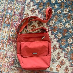Baggalini coral cross body bag